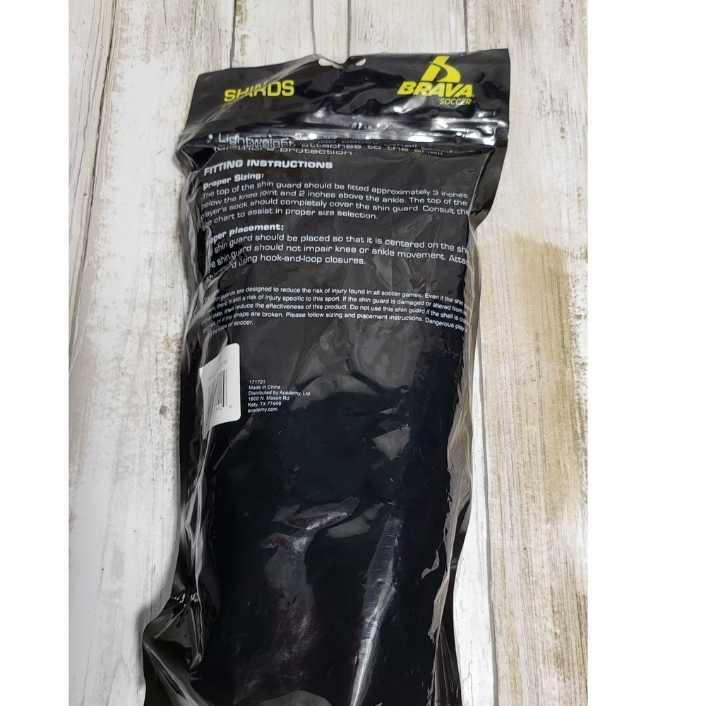 Brava Soccer Shin Guards XS Extra Small Youth Protective Gear New - Picture 7 of 7